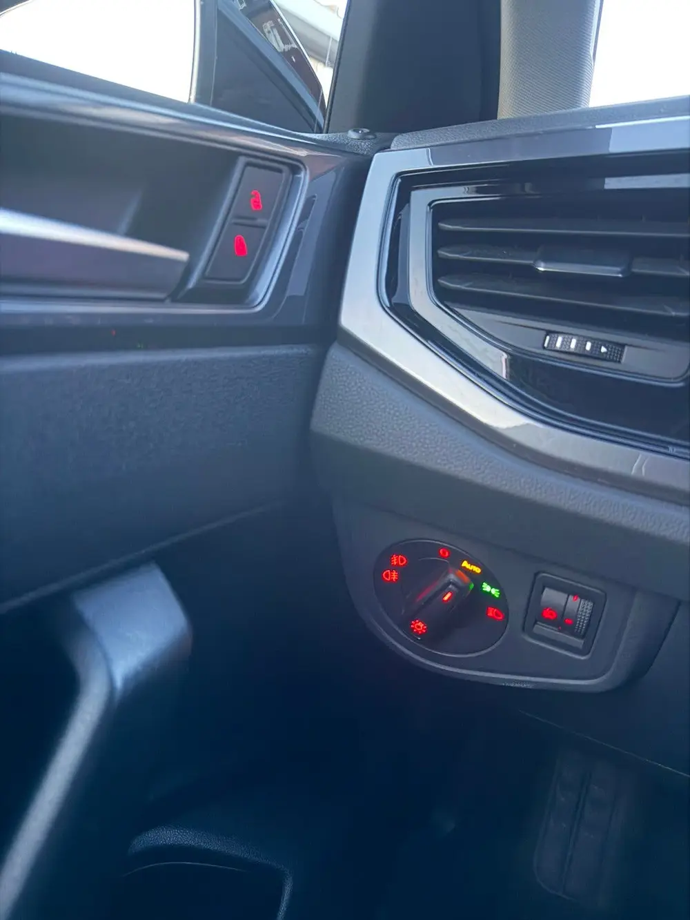 Volkswagen Polo 1.0 TSI | IQ | 2020 Grijs uit 2020, foto 15