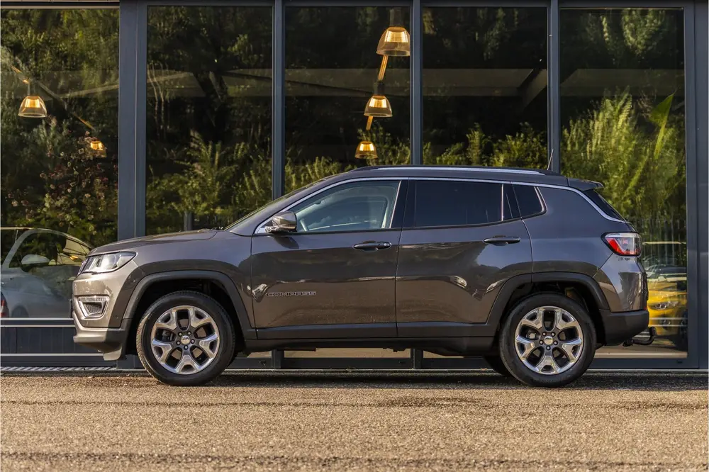 Jeep Compass 1.4 MultiAir Limited (bj 2019) uit 2019, foto 8