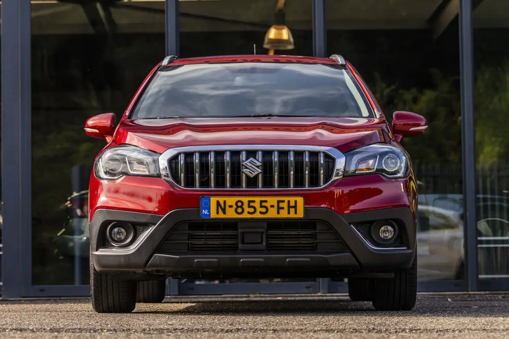 Suzuki S-Cross 1.4 Boosterjet Select Smart Hybrid (bj 202 uit 2021, foto 2