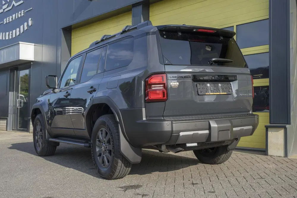 Toyota Land Cruiser Premium 2.4 Hybrid I-Force Max UNIEK uit 2025, foto 6