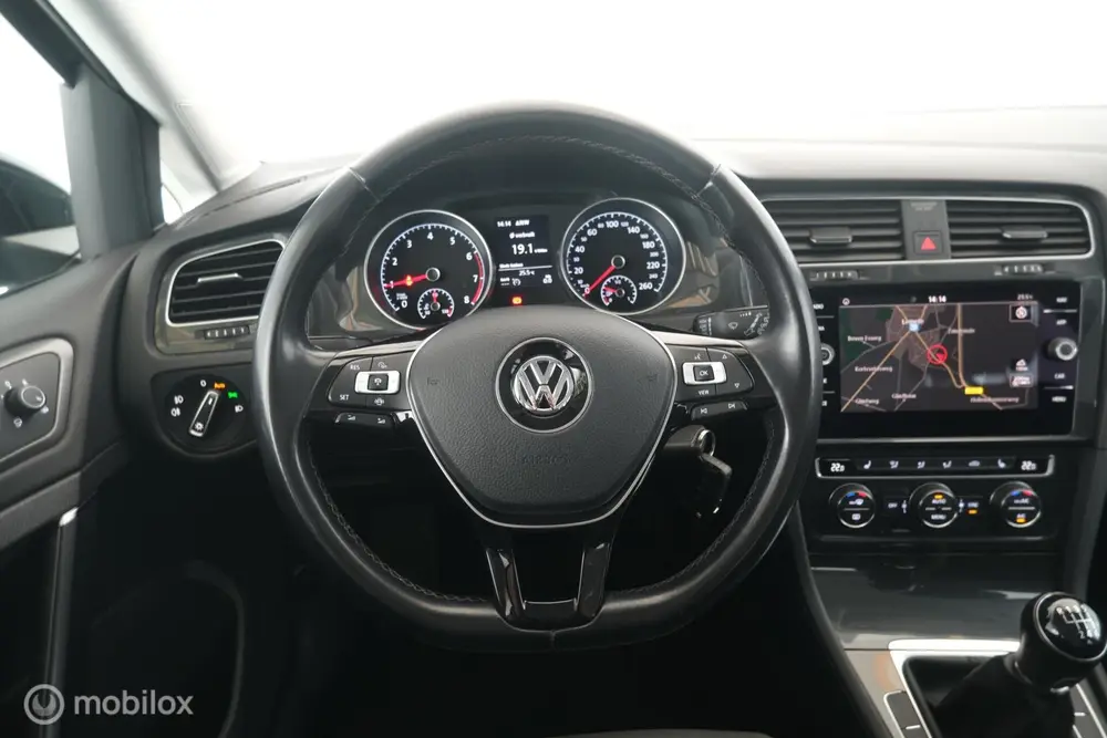 Volkswagen Golf 1.0 TSI Comfortline Business trekhaak|stoelv uit 2020, foto 12