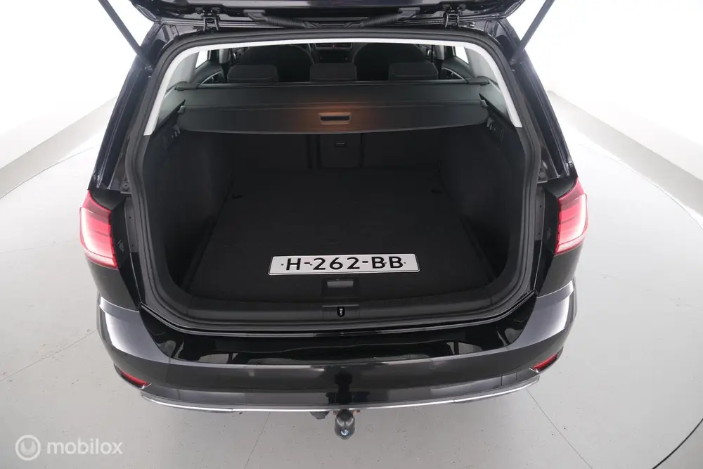 Volkswagen Golf 1.0 TSI Comfortline Business trekhaak|stoelv uit 2020, foto 19