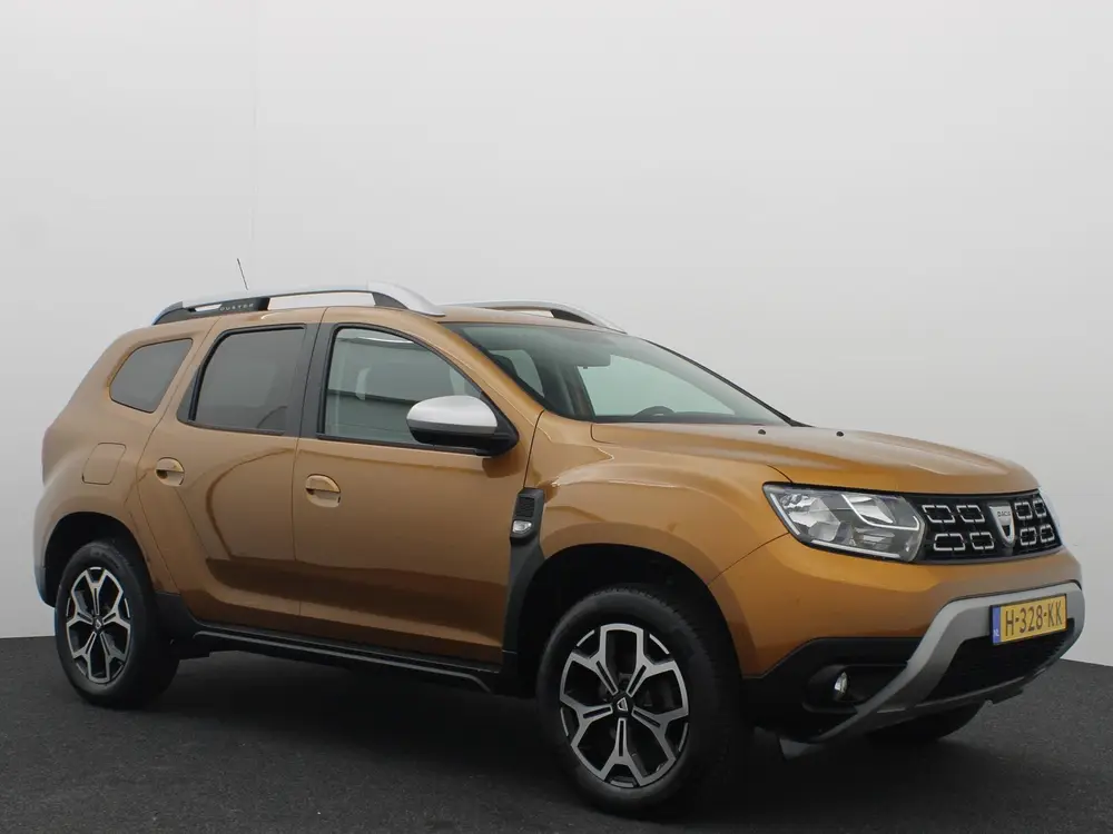 Dacia Duster 1.0 TCe Prestige CAMERA / TREKHAAK / AIRCO / LE uit 2020, foto 16