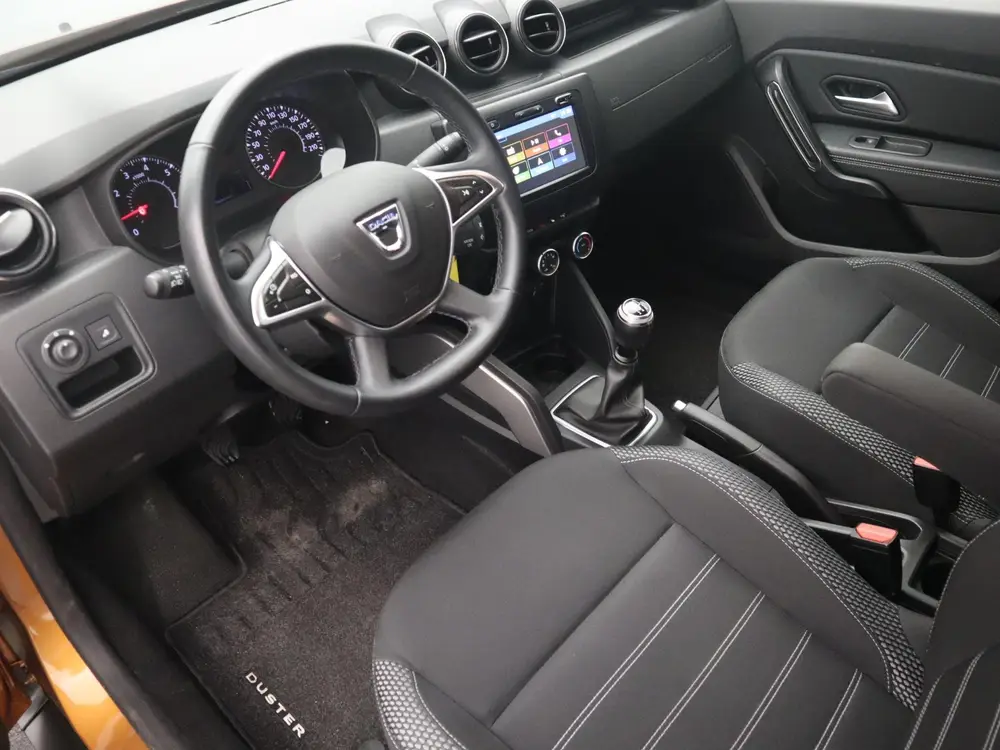 Dacia Duster 1.0 TCe Prestige CAMERA / TREKHAAK / AIRCO / LE uit 2020, foto 8