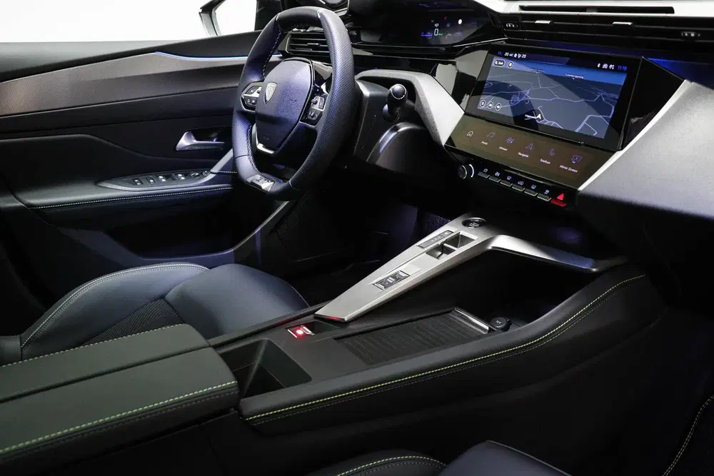 Peugeot 408 GT 58 kWh uit 2026, foto 3