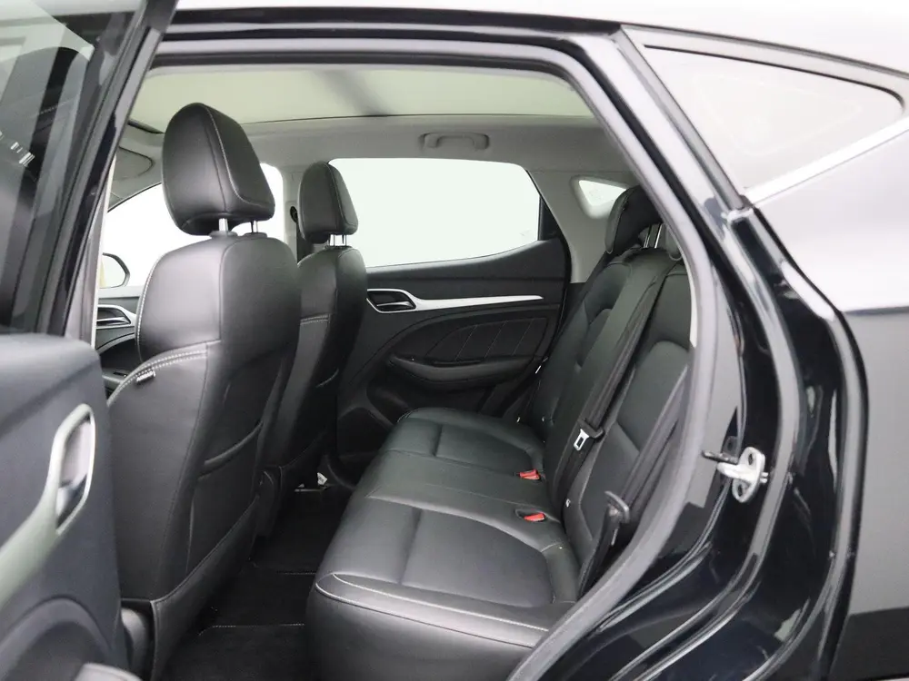 MG ZS EV Luxury 45 kWh uit 2021, foto 10