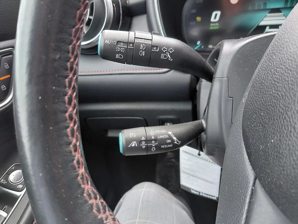 MG EHS 1.5 TGDI Luxury PHEV | Trekhaak | Apple carplay | And uit 2022, foto 15