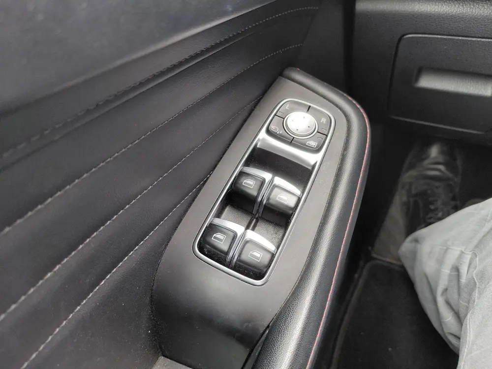 MG EHS 1.5 TGDI Luxury PHEV | Trekhaak | Apple carplay | And uit 2022, foto 16