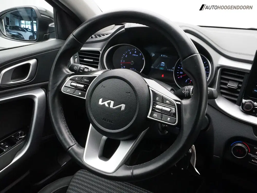 Kia Ceed 1.5 T-GDi MHEV DynamicLine Sport (APPLE CA uit 2023, foto 15