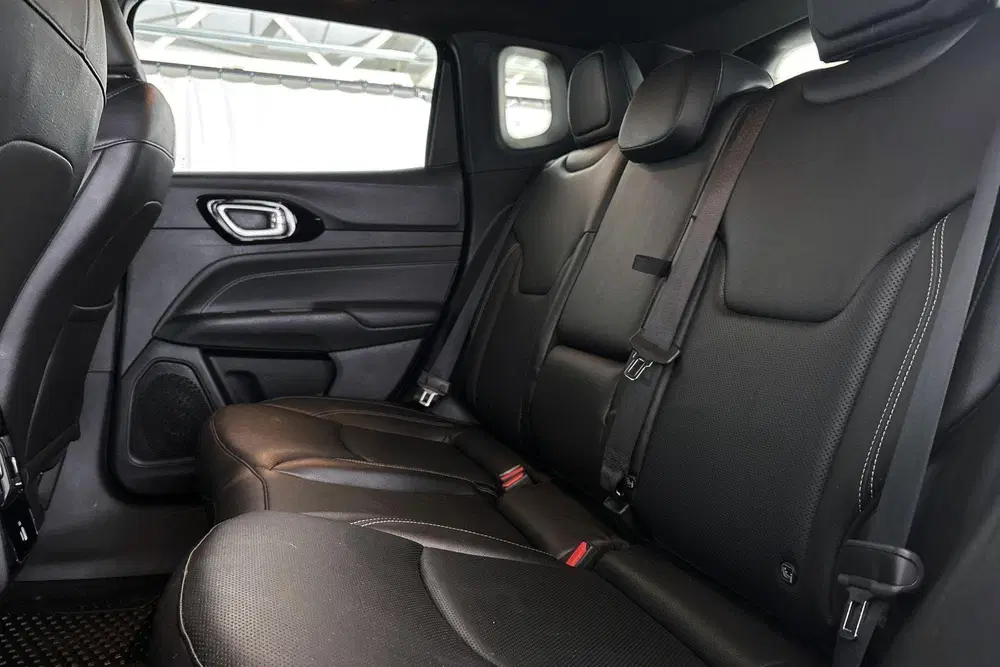 Jeep Compass 4xe 240 Plug-in Hybrid Electric S Stuur-St uit 2022, foto 8