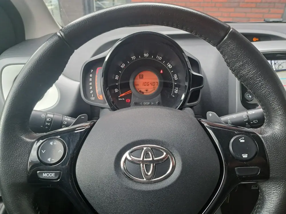 Toyota Aygo 1.0 VVT-i x-joy AUTOMAAT uit 2019, foto 13
