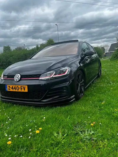 Volkswagen Golf VII Golf 7.5 GTI 2.0 Performance 245pk DSG 2019 Zwart uit 2019