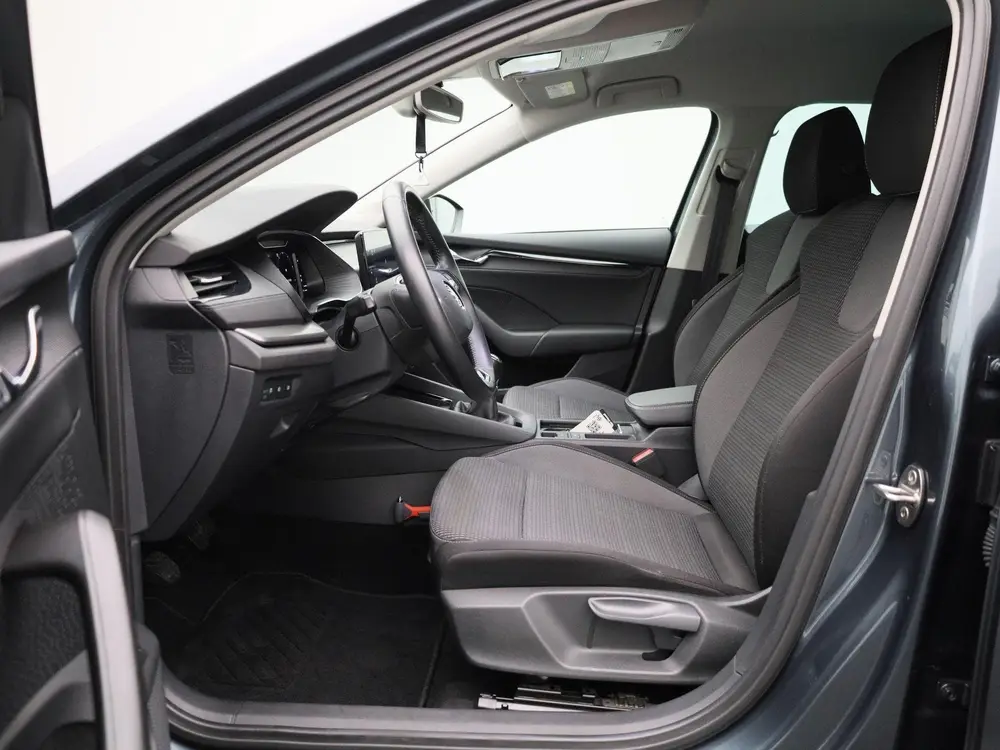 Skoda Octavia 1.0 TSI Business Edition uit 2020, foto 11