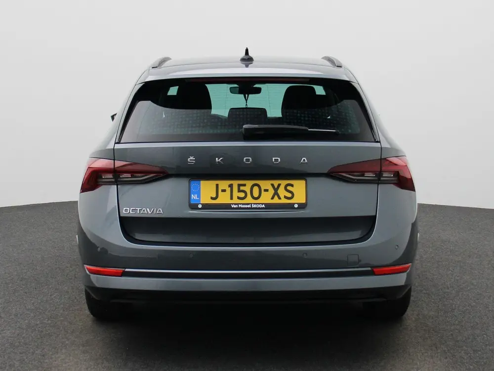 Skoda Octavia 1.0 TSI Business Edition uit 2020, foto 5