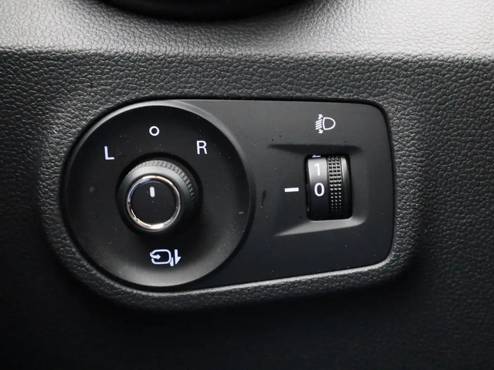 MG ZS EV Luxury 45 kWh uit 2021, foto 20