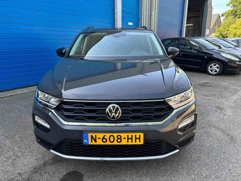 Volkswagen T-Roc 1.0 TSI Style Business uit 2021, foto 3