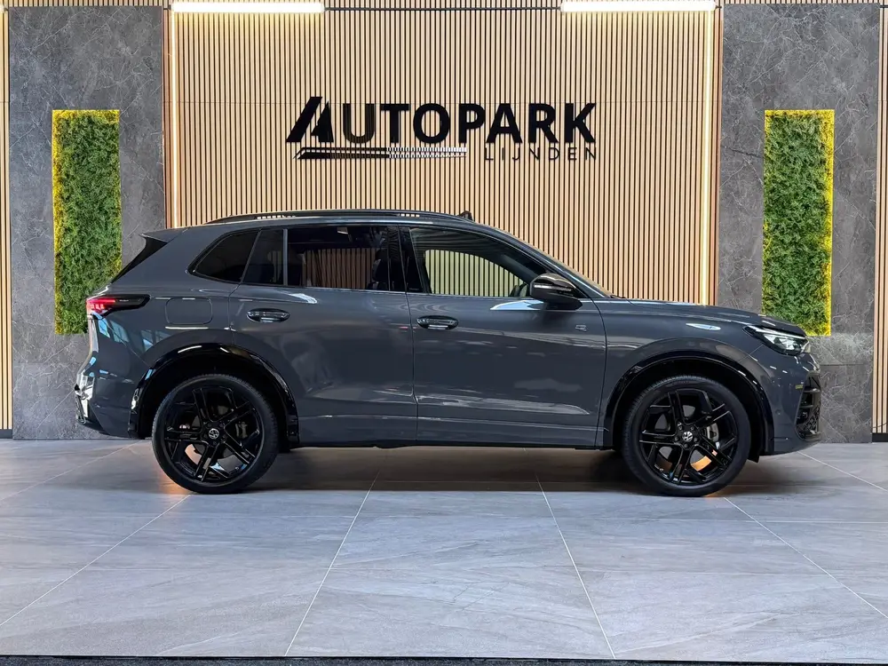 Volkswagen Tiguan 1.5 eHybrid 3x R-Line Edition|PANO|MASSAGE uit 2025, foto 6