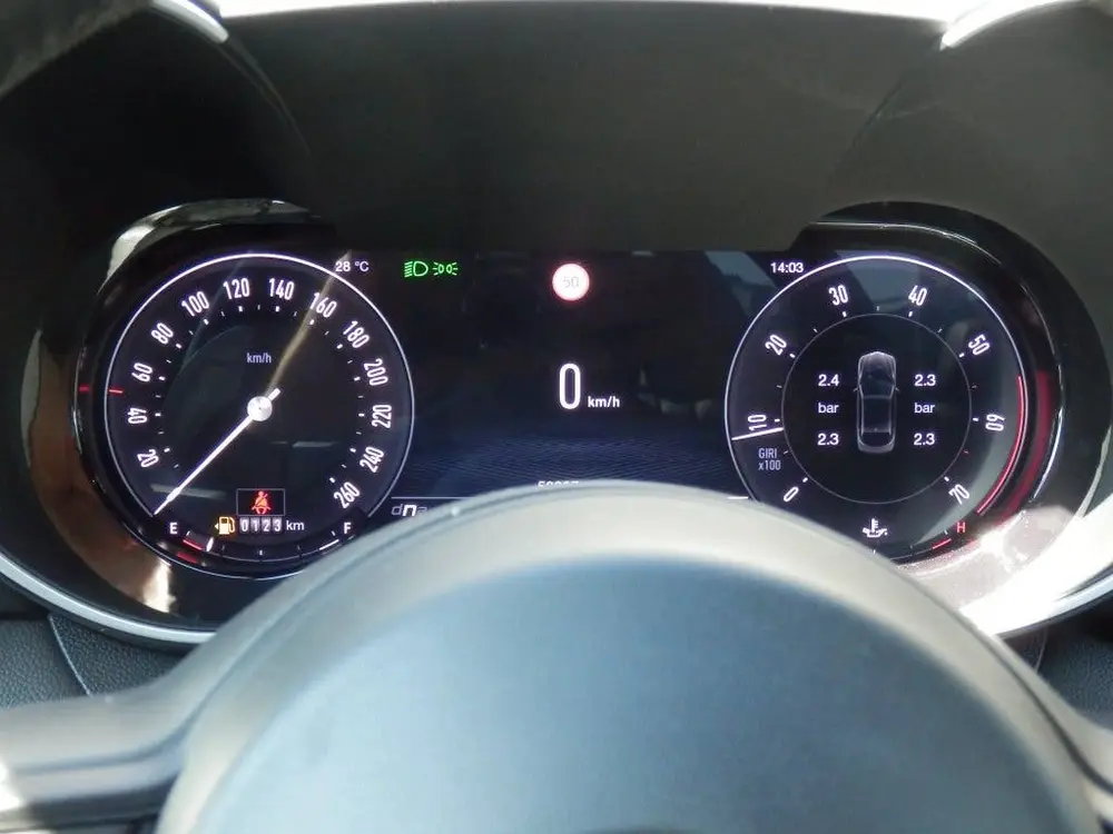 Alfa Romeo Giulia 2.0 T AWD Veloce Q4 280 pk. I Facelift I uit 2023, foto 14
