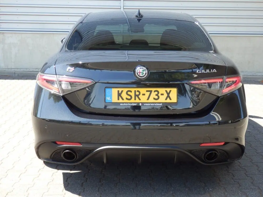 Alfa Romeo Giulia 2.0 T AWD Veloce Q4 280 pk. I Facelift I uit 2023, foto 5
