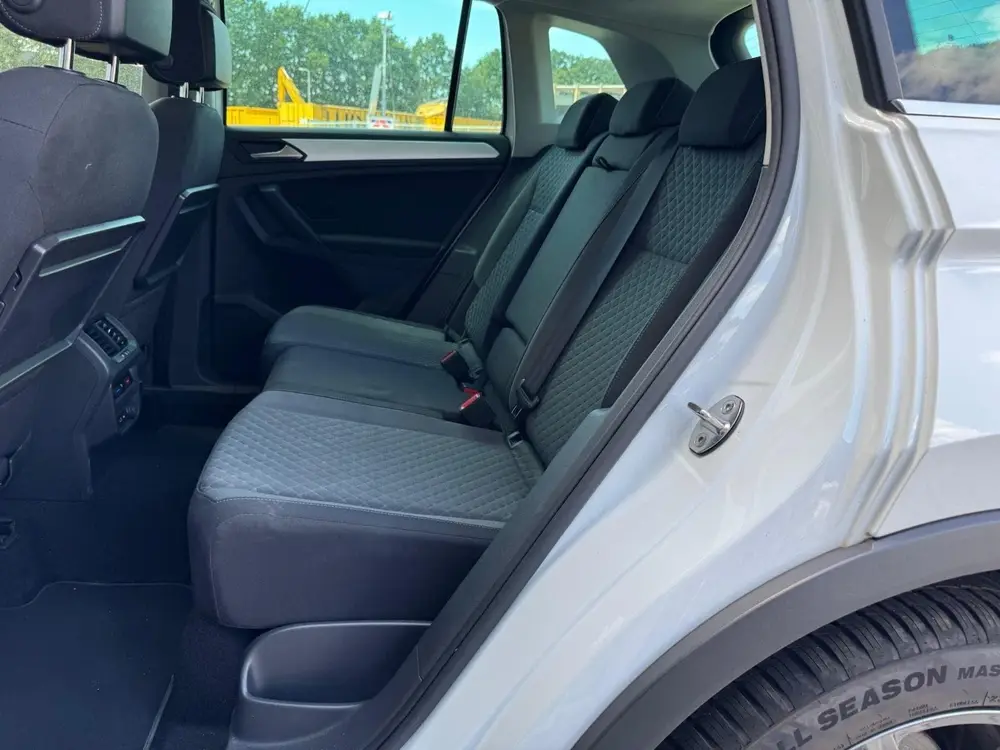 Volkswagen Tiguan 1.5 TSI R-Line | Full LED | CarPlay | Navi uit 2019, foto 6