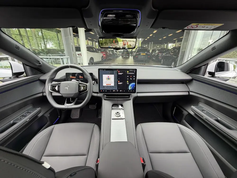 Polestar 4 Long Range Single motor 100 kWh 272PK uit 2025, foto 4