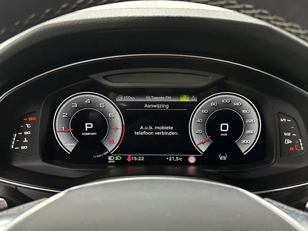 Audi A6 Avant 40 TFSI S edition Competition uit 2023, foto 13