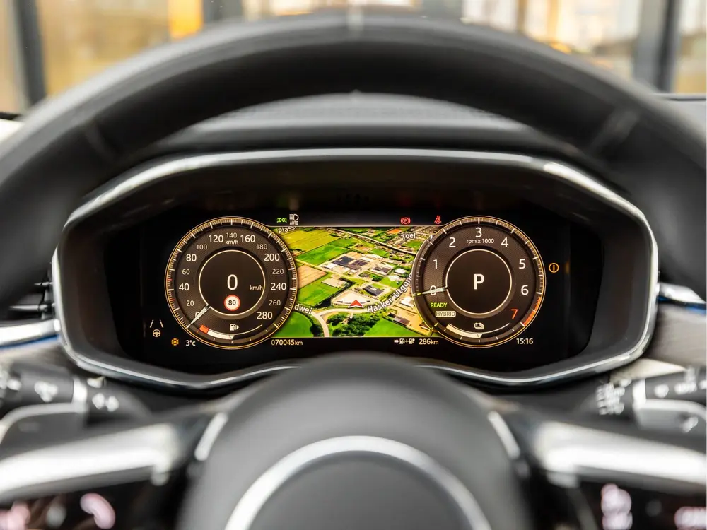 Jaguar F-Pace P400e 404pk AWD S uit 2022, foto 10