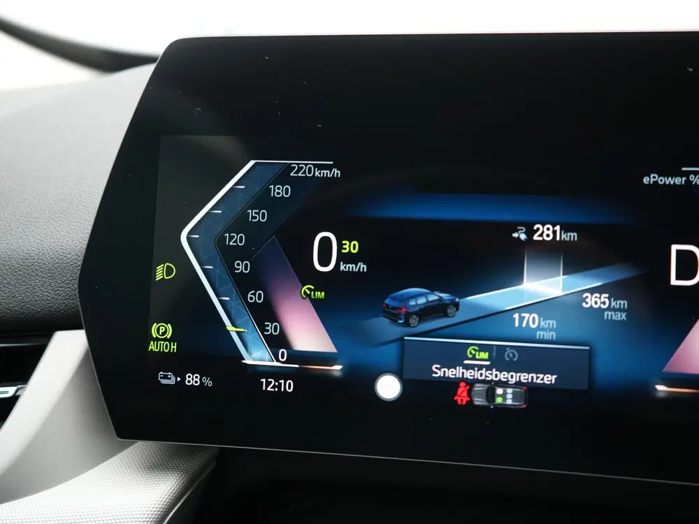 BMW iX1 xDrive30 67 kWh 313pk Dealer O.H. uit 2023, foto 10