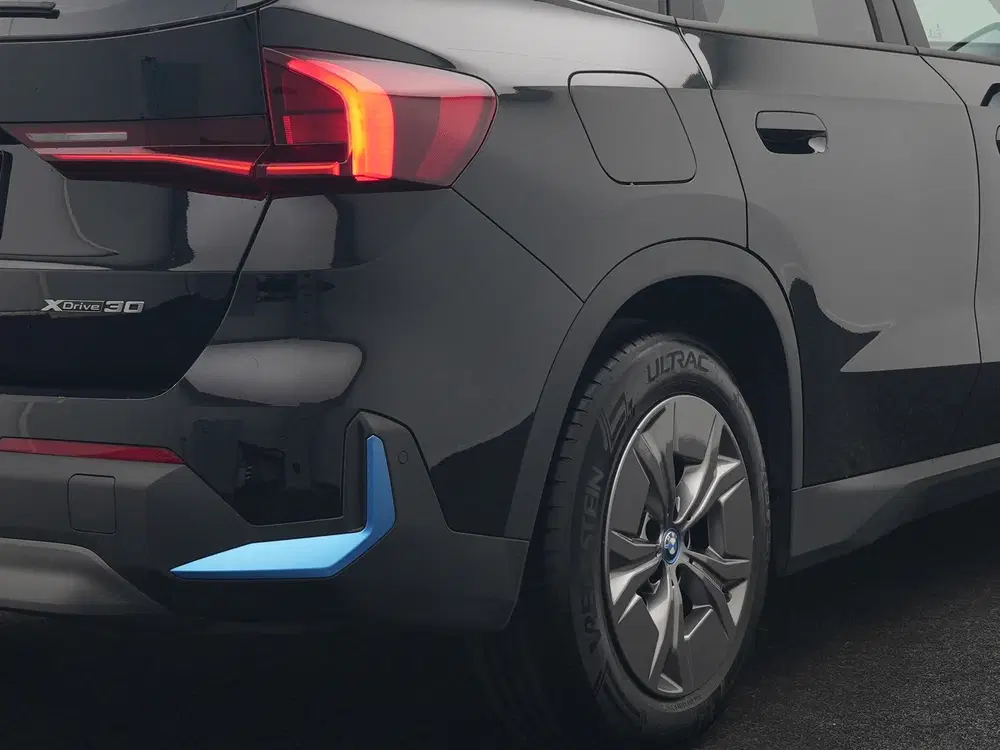BMW iX1 xDrive30 67 kWh 313pk Dealer O.H. uit 2023, foto 8
