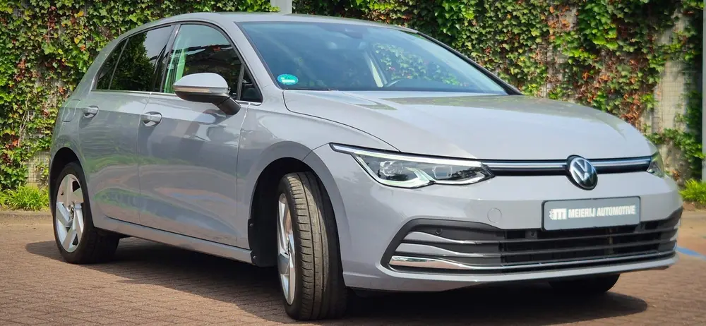Volkswagen Golf Volkswagen Golf eHybrid 204pk DSG | ACC | Ca uit 2022