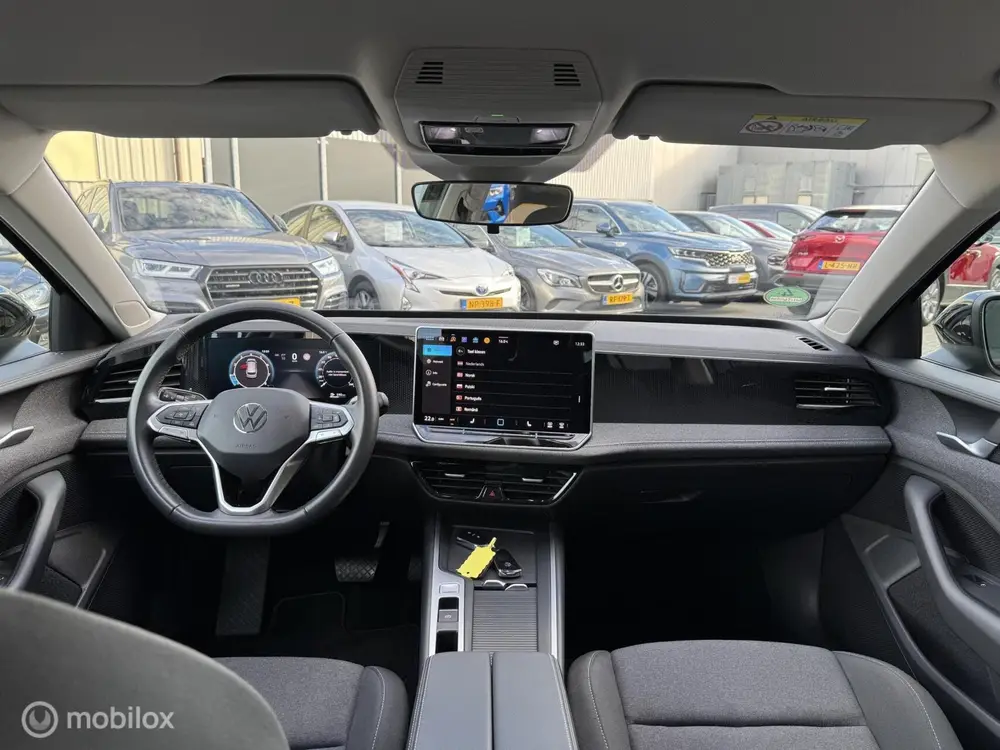 Volkswagen Passat Variant 1.5 eTSI uit 2024, foto 12