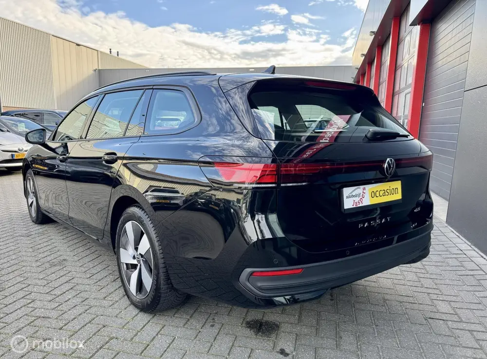 Volkswagen Passat Variant 1.5 eTSI uit 2024, foto 5