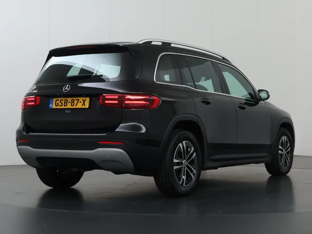 Mercedes-Benz GLB 180 Star Edition uit 2024, foto 2