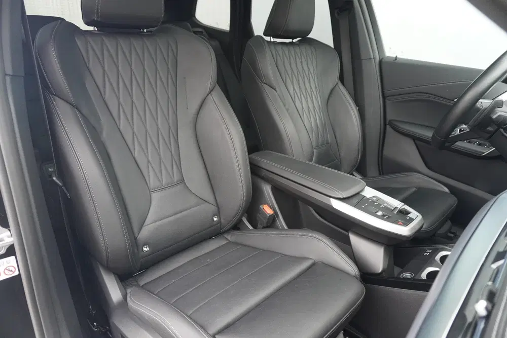 BMW X1 xDrive30e uit 2023, foto 9