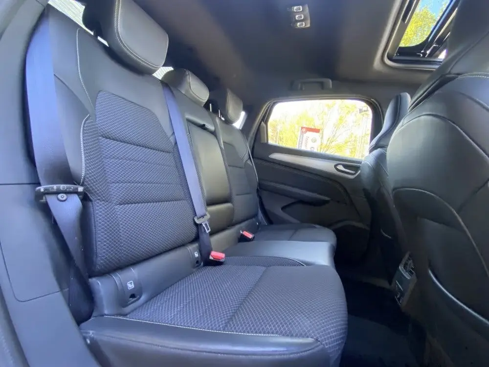 Renault Arkana 1.3 TCe 140 pk PANO uit 2024, foto 8