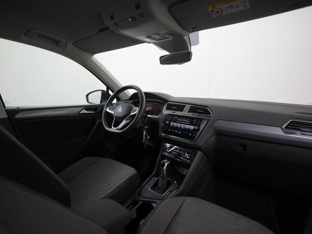 Volkswagen Tiguan 1.4 TSI eHybrid Life | Stoel & Stuurverwar uit 2022, foto 2