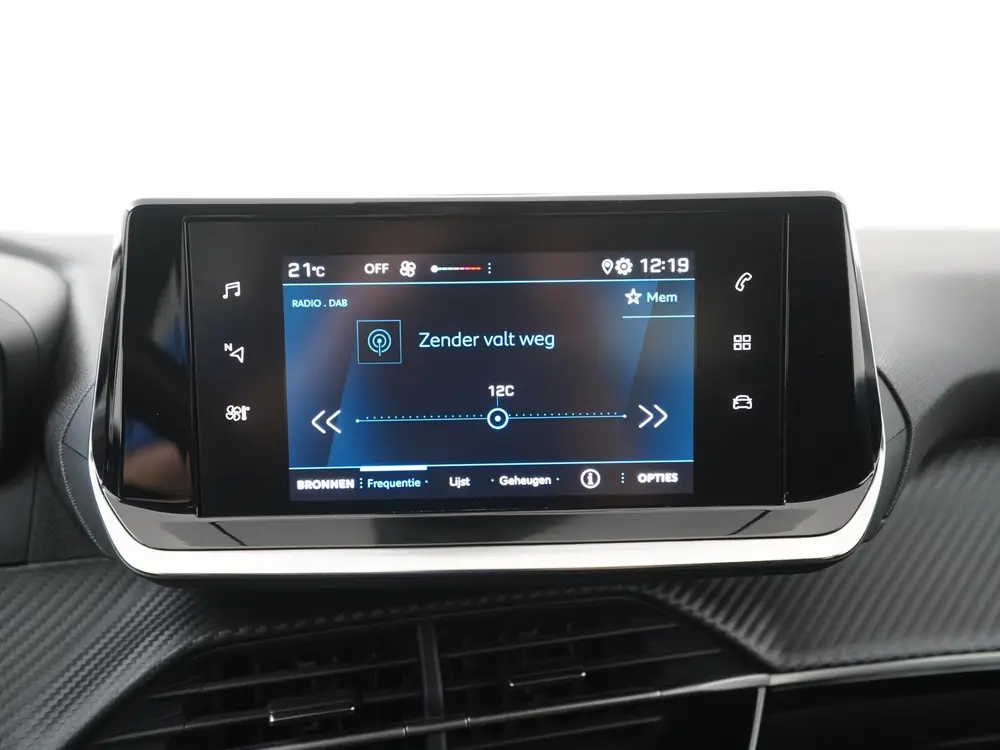 Peugeot 208 1.2 PureTech Style uit 2024, foto 12