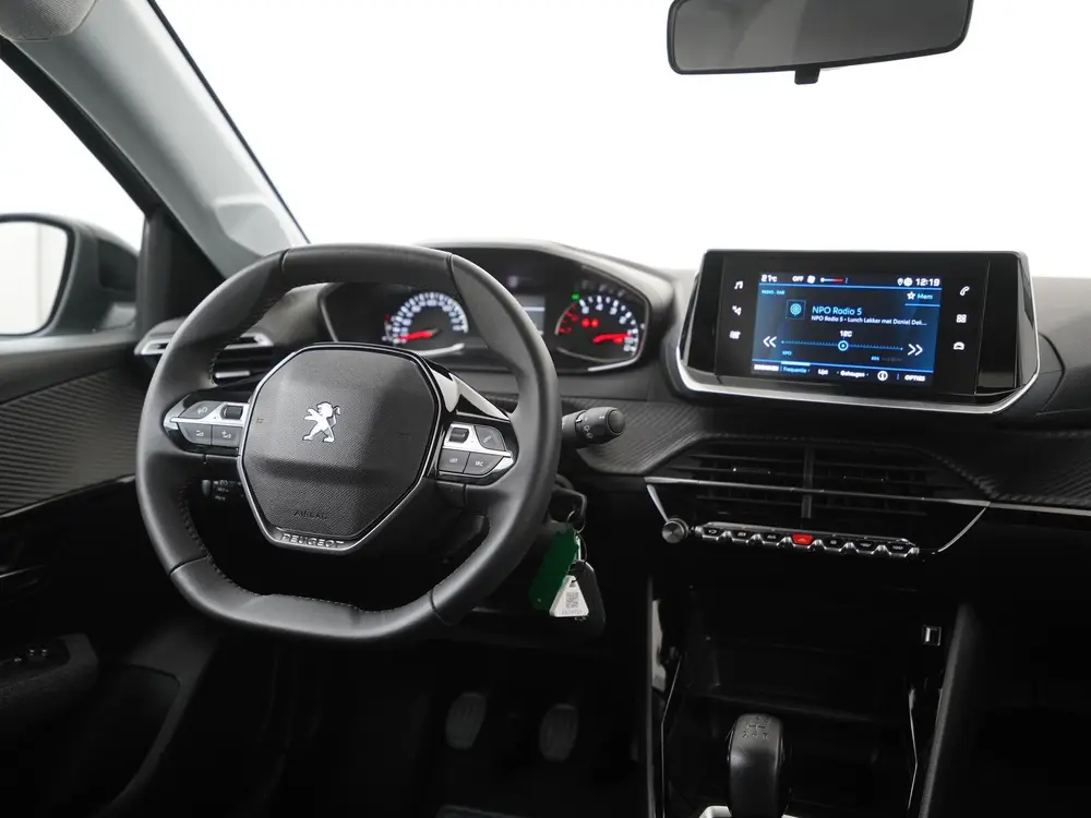 Peugeot 208 1.2 PureTech Style uit 2024, foto 5