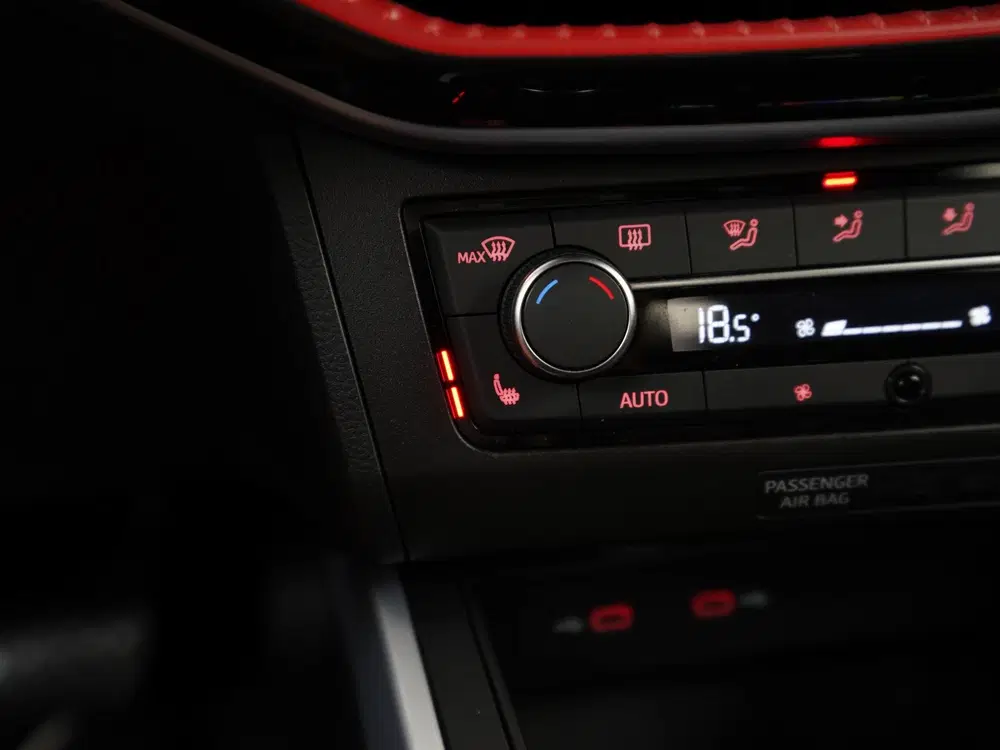SEAT Arona 1.5 TSI FR DSG uit 2023, foto 13