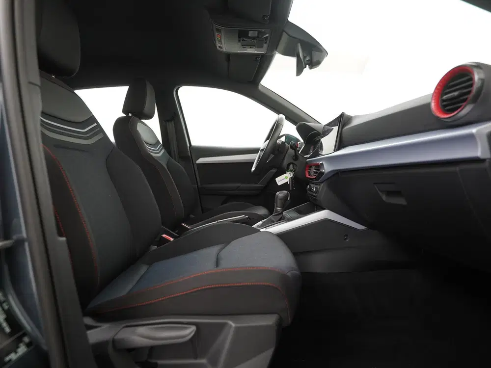 SEAT Arona 1.5 TSI FR DSG uit 2023, foto 3