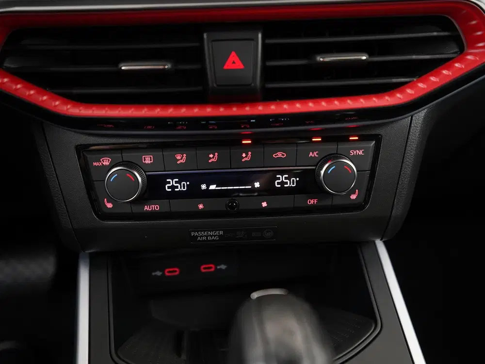 SEAT Arona 1.5 TSI FR DSG uit 2023, foto 12
