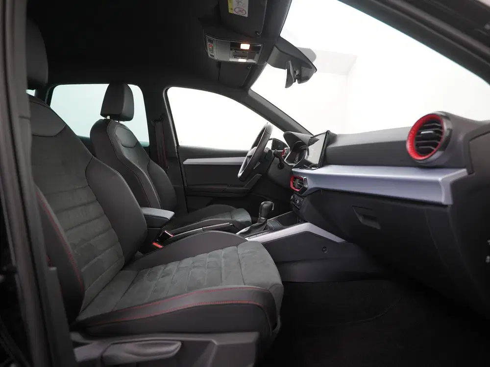 SEAT Arona 1.5 TSI FR DSG uit 2023, foto 3