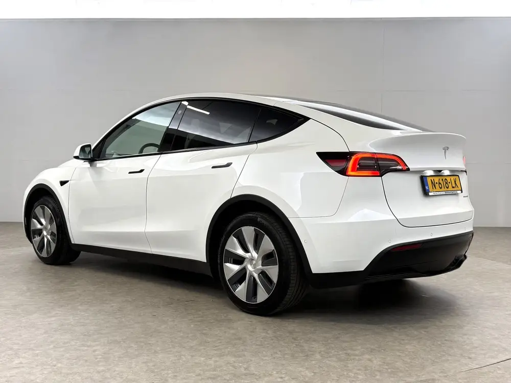 Tesla Model Y Long Range AWD 75 kWh uit 2021, foto 3