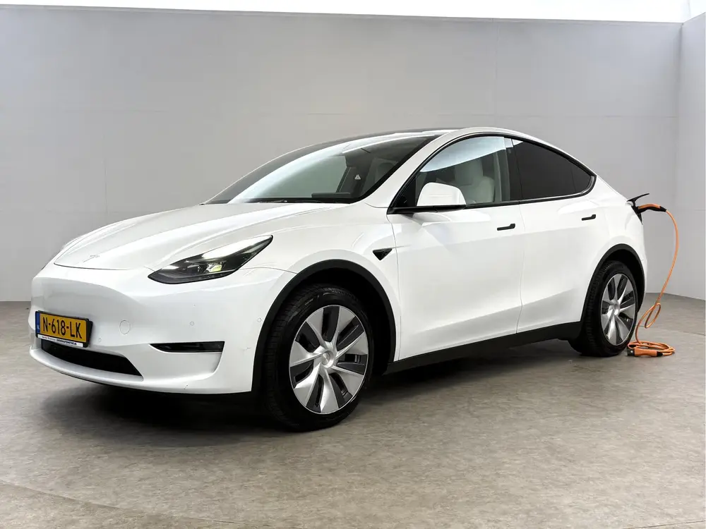 Tesla Model Y Long Range AWD 75 kWh uit 2021, foto 7