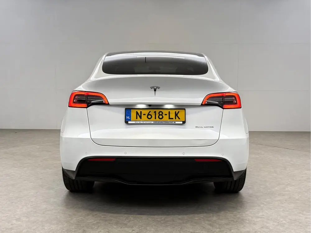 Tesla Model Y Long Range AWD 75 kWh uit 2021, foto 9