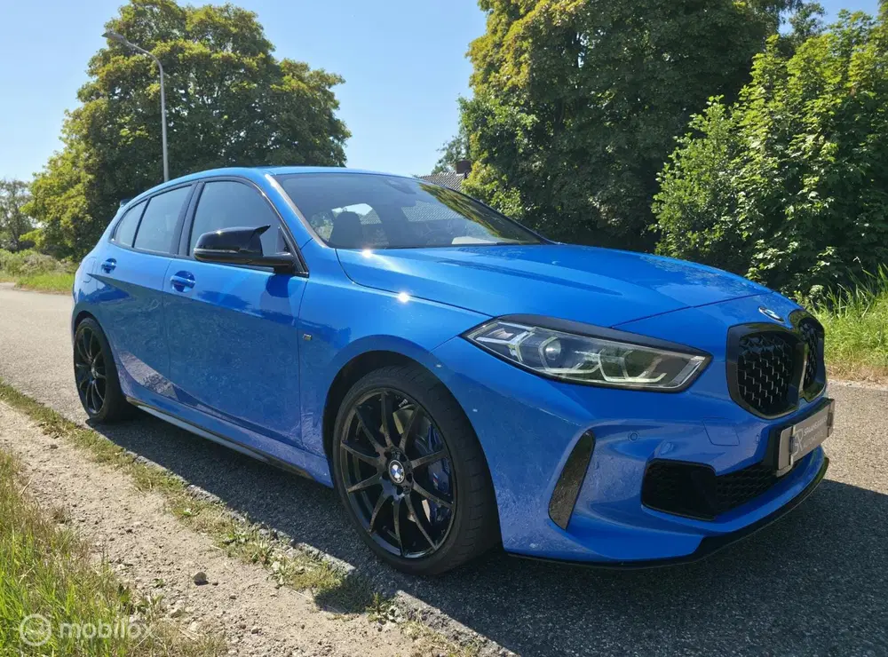 BMW 1-serie M135i xDrive uit 2021, foto 3