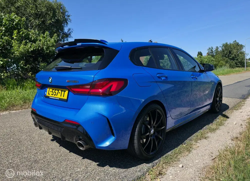 BMW 1-serie M135i xDrive uit 2021, foto 4