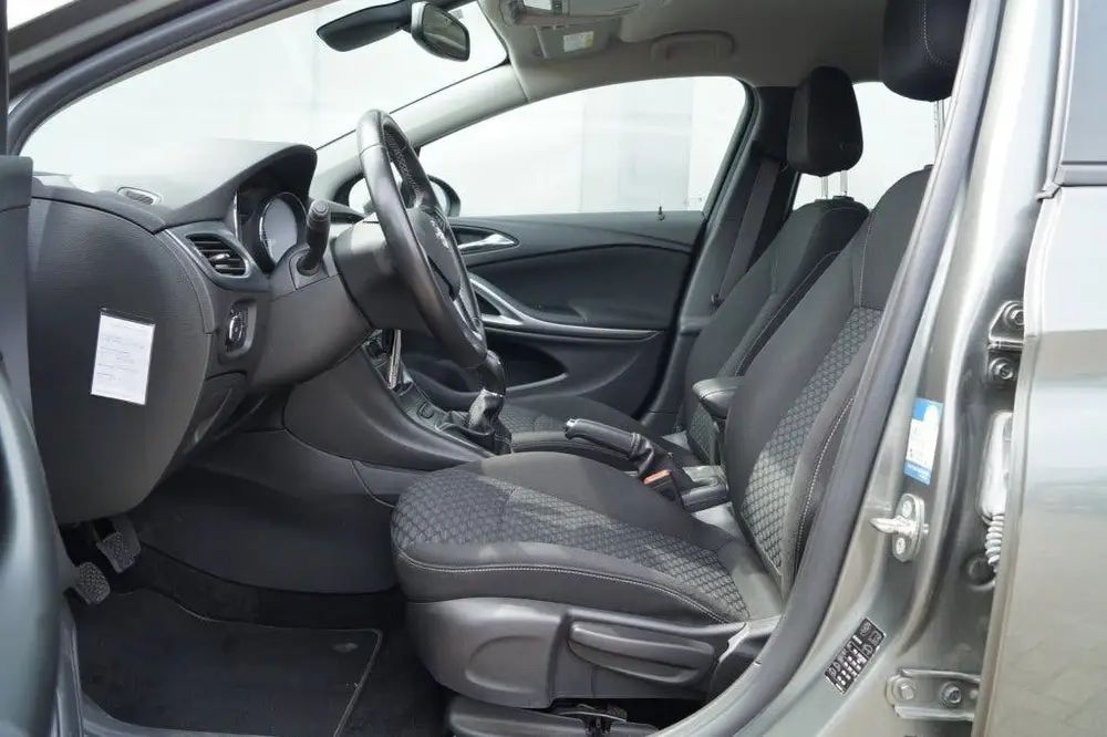 Opel Astra Sports Tourer 1.6 CDTI Business+ -NAVI-PDC uit 2019, foto 4