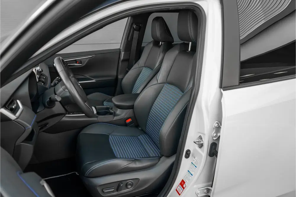 Toyota RAV 4 2.5 Hybrid AWD Bi-Tone Navi ACC Camera Tre uit 2021, foto 5