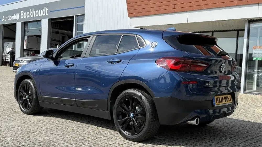 BMW X2 xDrive25e High Executive uit 2021, foto 3